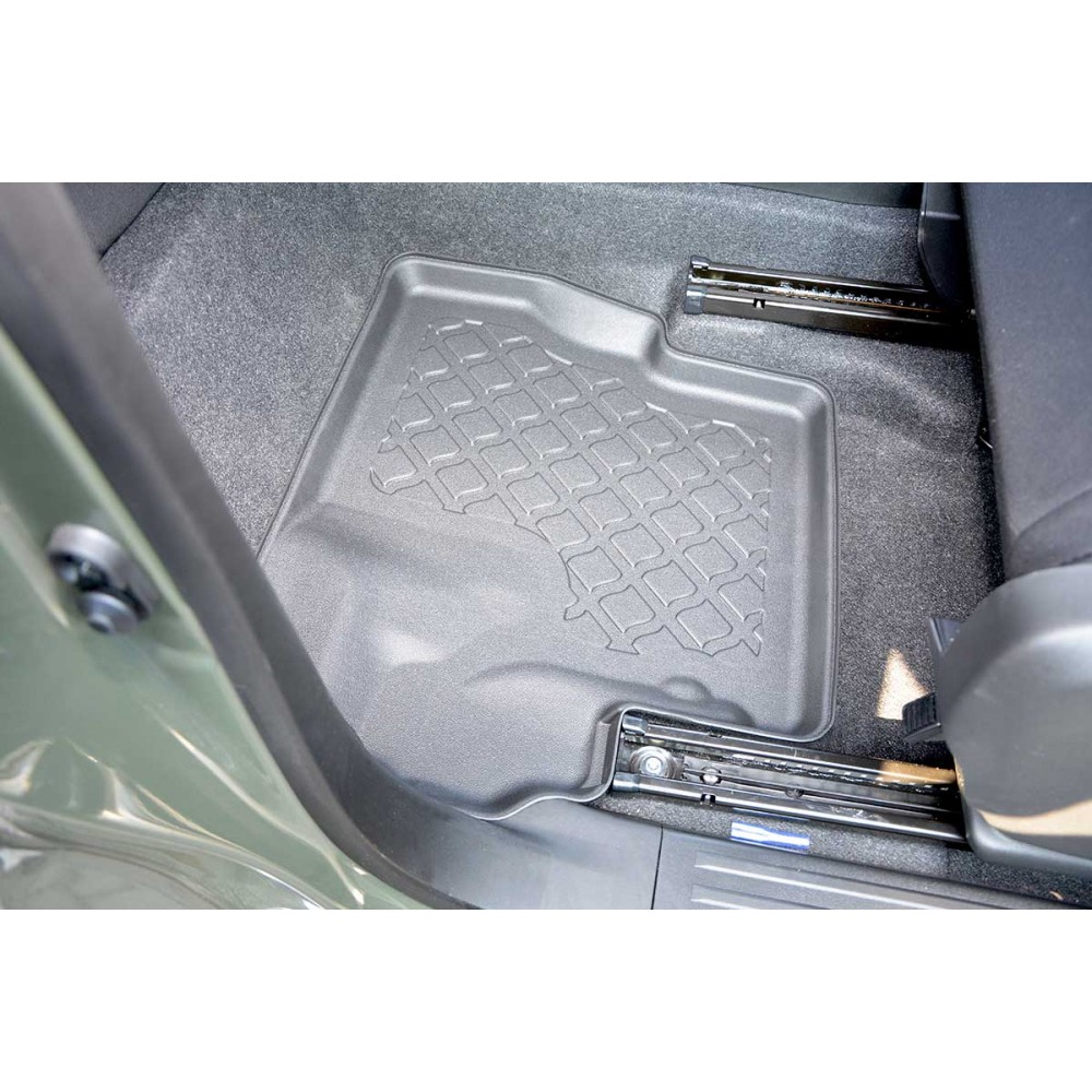 Covorase tip tavita Suzuki Jimny II, caroserie Suv, fabricatie 10.2018 - prezent Covorase auto Suzuki Jimny