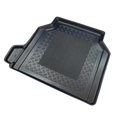 Tavita de portbagaj Alfa Romeo Giulia, caroserie Sedan, fabricatie 06.2016 - prezent