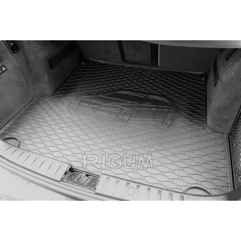 Tavita de portbagaj BMW Seria 3 E91, caroserie Combi, fabricatie 09.2005 - 11.2012