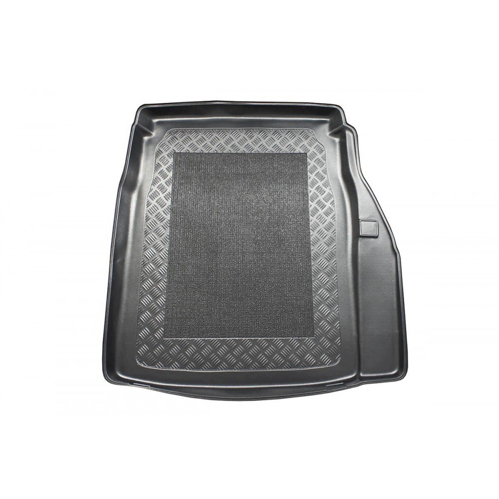 Tavita de portbagaj BMW Seria 5 E60, caroserie Sedan, fabricatie 07.2003 - 02.2010, cu separator