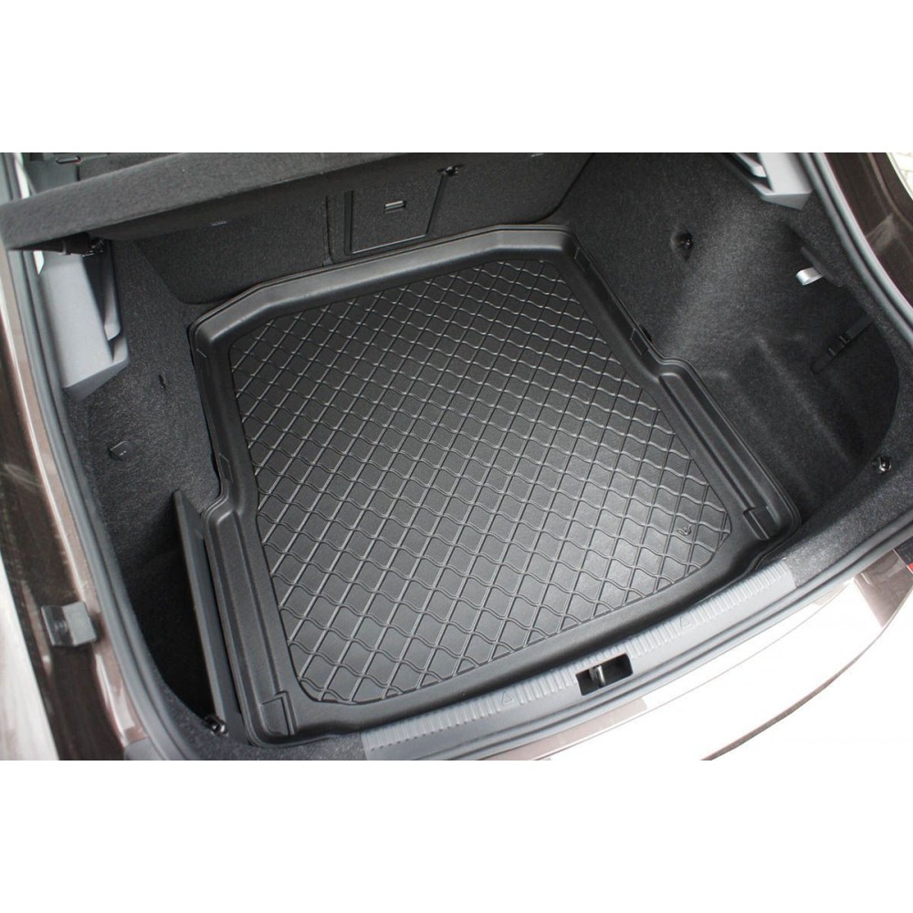 Tavita de portbagaj Skoda Octavia III, caroserie Hatchback, fabricatie 02.2013 - 05.2020