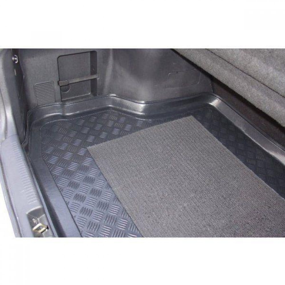 Tavita de portbagaj Mitsubishi Carisma, caroserie Hatchback, fabricatie 2000 - 2005