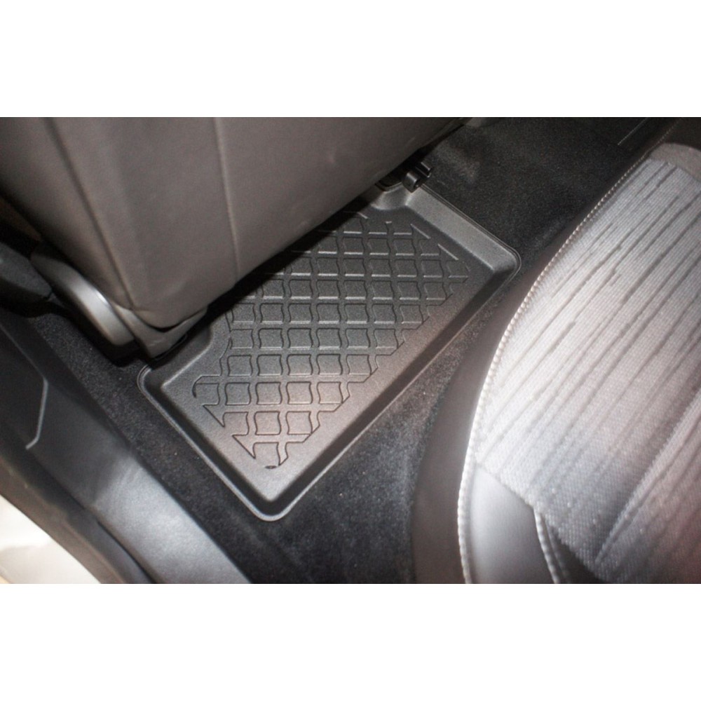 Covorase tip tavita Chevrolet Cruze, caroserie Sedan, fabricatie 05.2009 - 2016