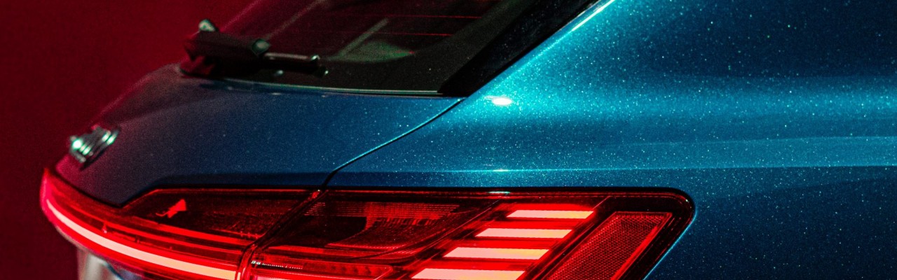 De ce sunt utile tăvițele pentru portbagaj atunci când mergem cu copii în mașină